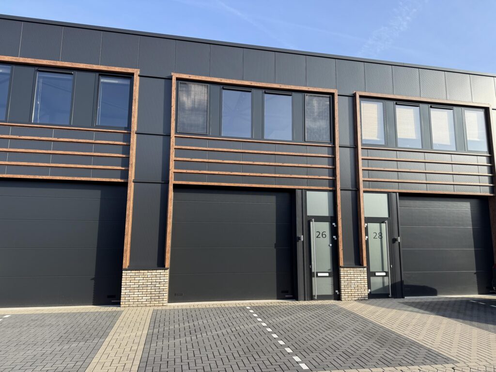 Pakketboot 26 – Hoofdfoto