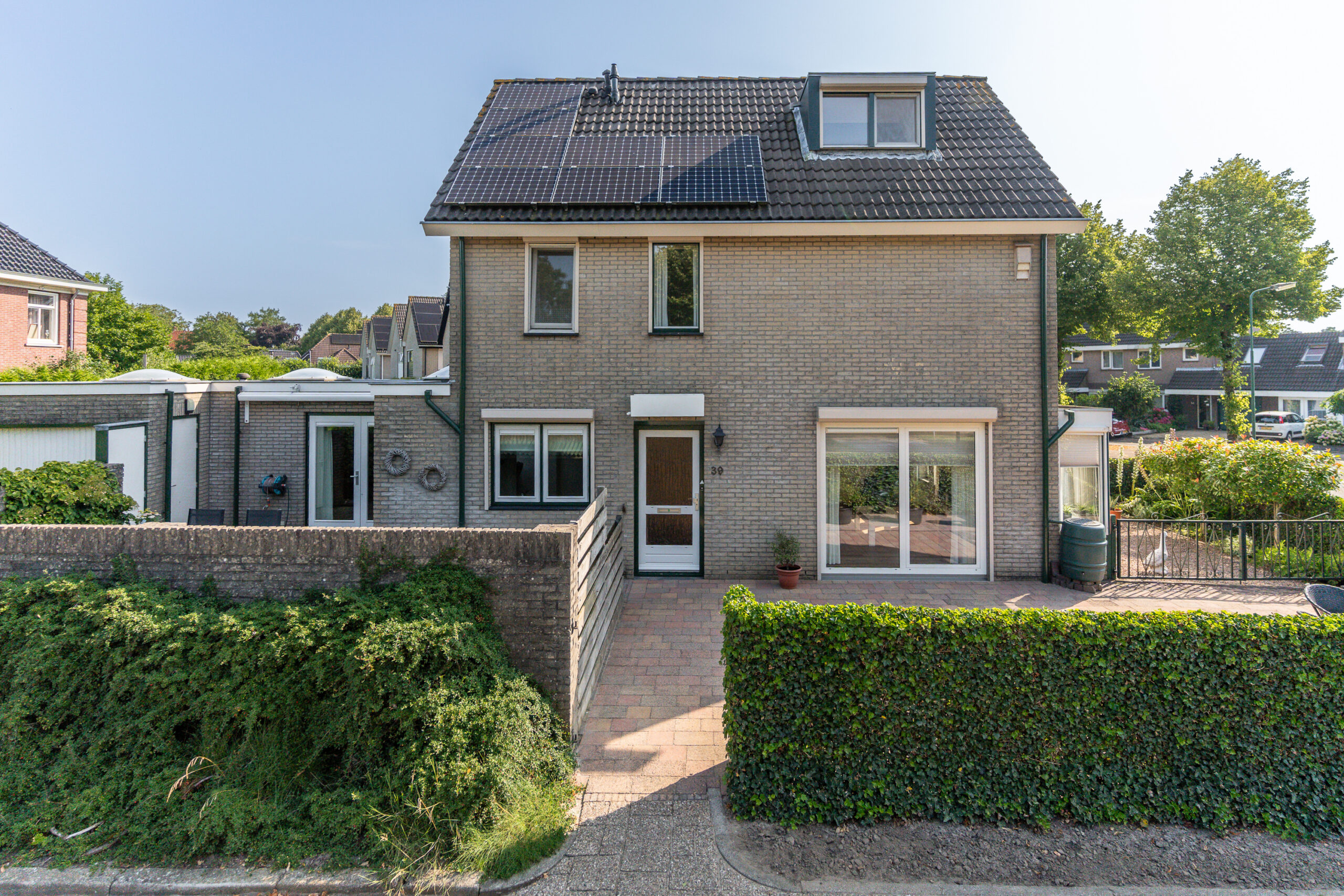 Dorpsstraat 39