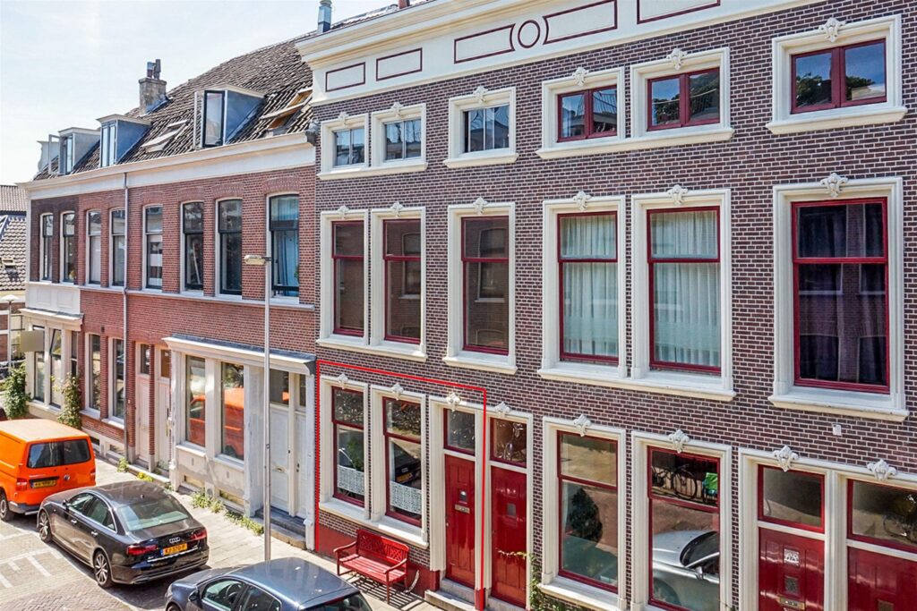 Mgr. van de Weteringstraat 66 – Hoofdfoto