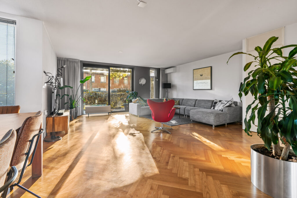 Carl Zellerhof 2 – Foto