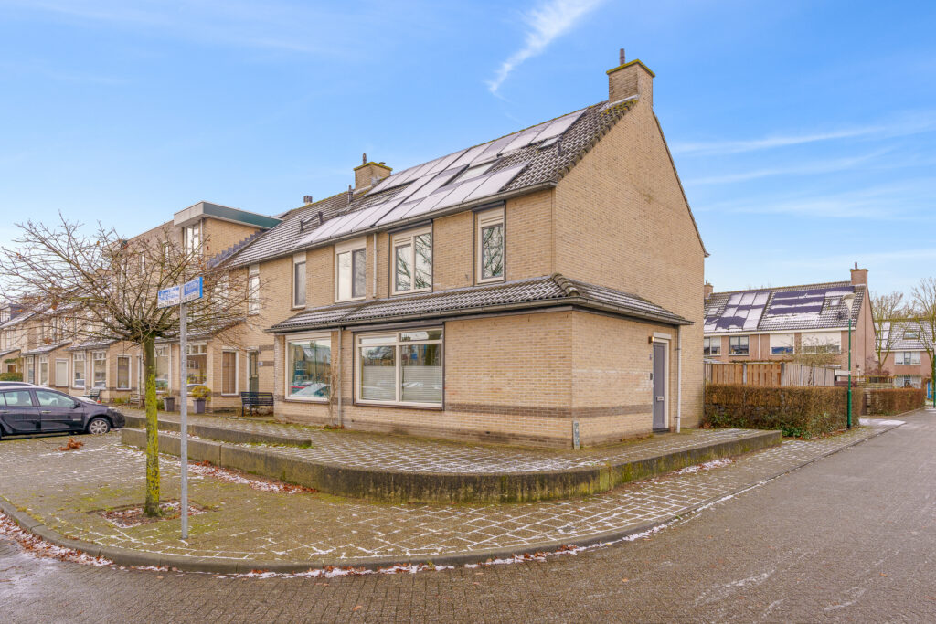 Muntslag 43 – Hoofdfoto