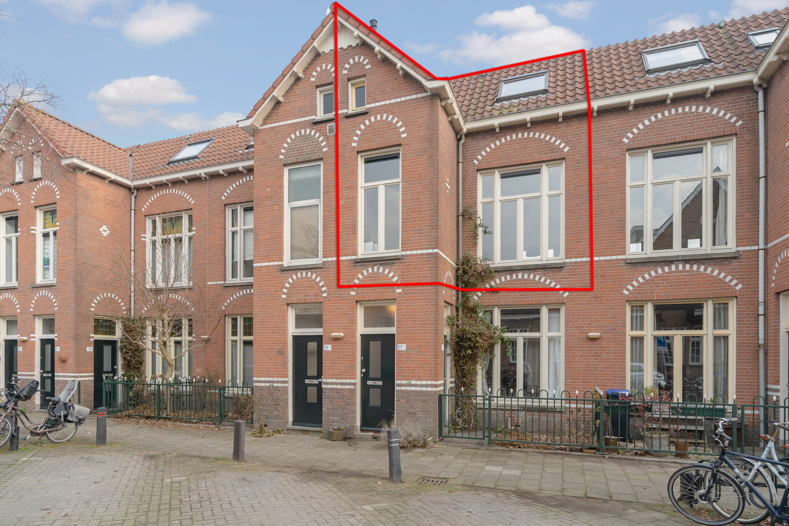 M.P. Lindostraat 27BS